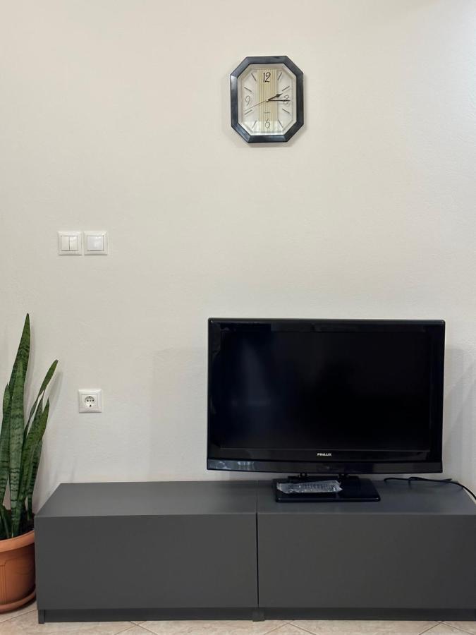 B&S Saranda Apartment Buitenkant foto