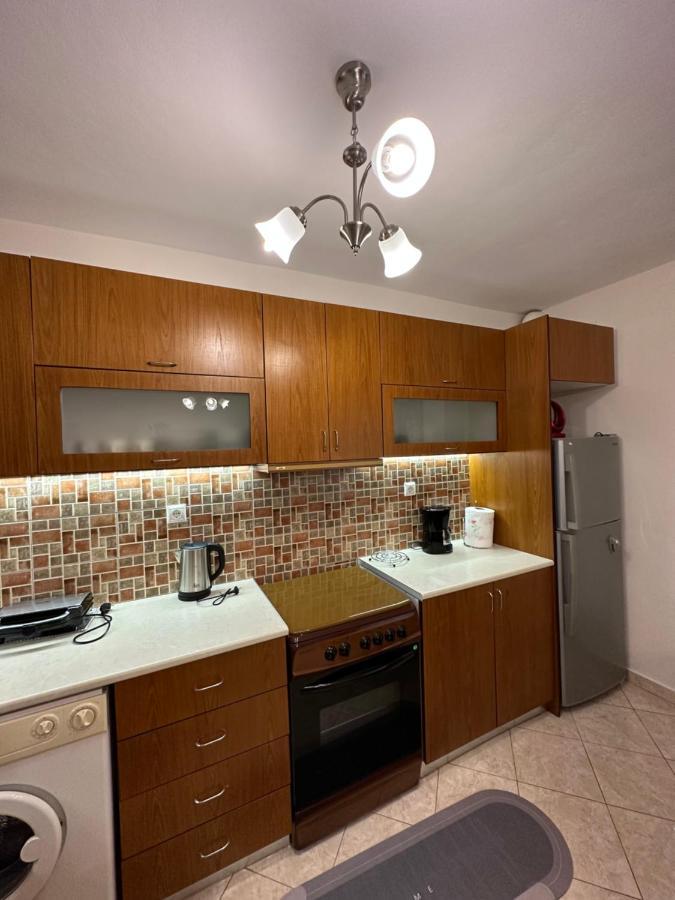 B&S Saranda Apartment Buitenkant foto