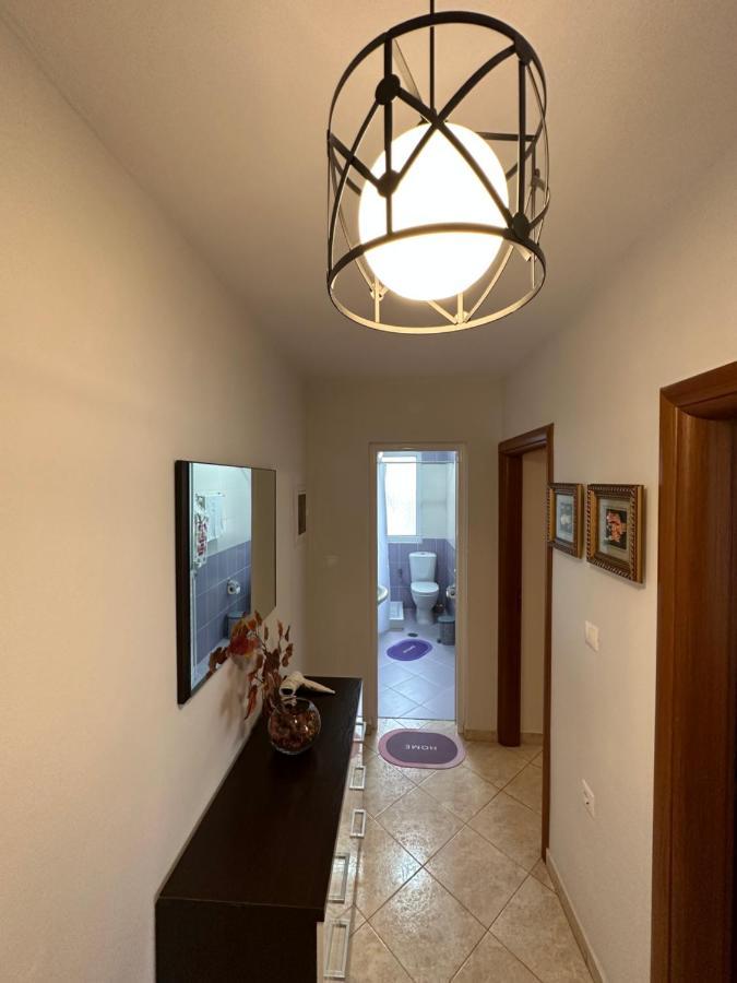 B&S Saranda Apartment Buitenkant foto