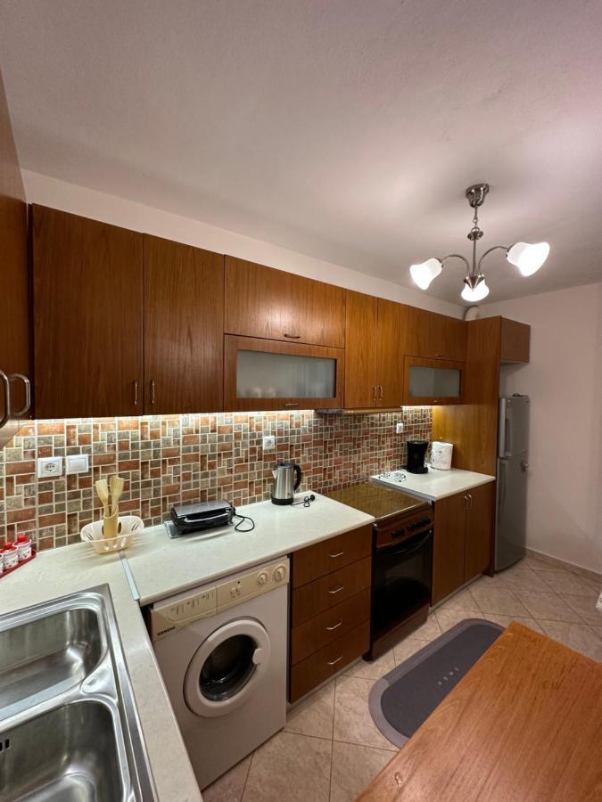 B&S Saranda Apartment Buitenkant foto