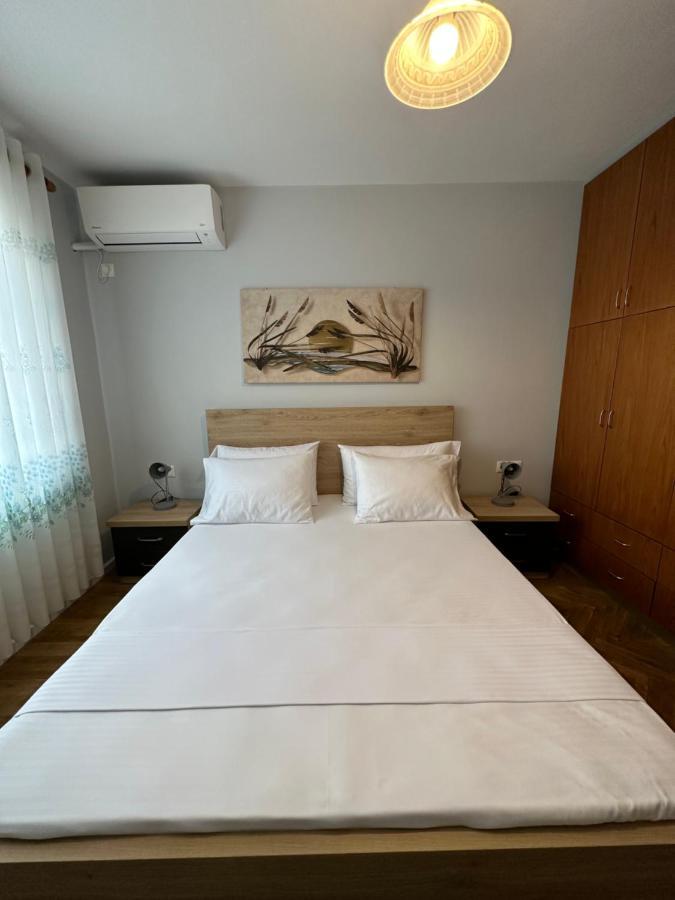 B&S Saranda Apartment Buitenkant foto