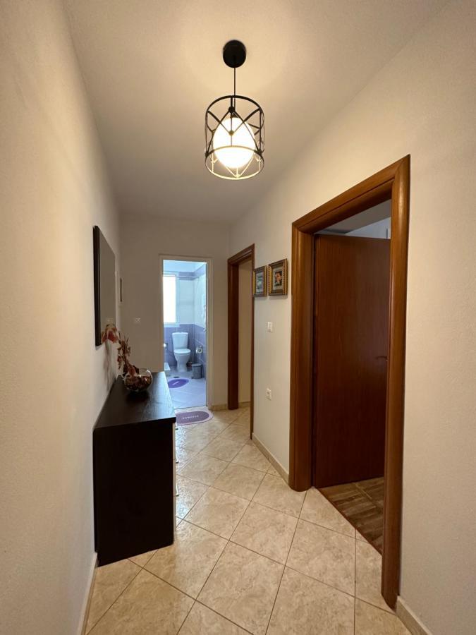 B&S Saranda Apartment Buitenkant foto