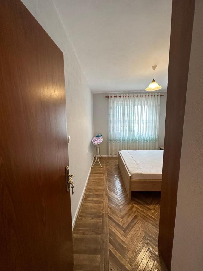B&S Saranda Apartment Buitenkant foto