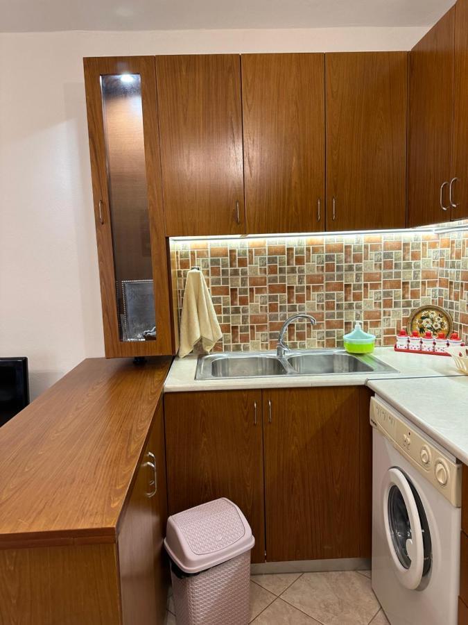 B&S Saranda Apartment Buitenkant foto