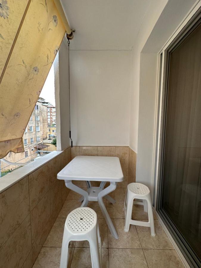 B&S Saranda Apartment Buitenkant foto